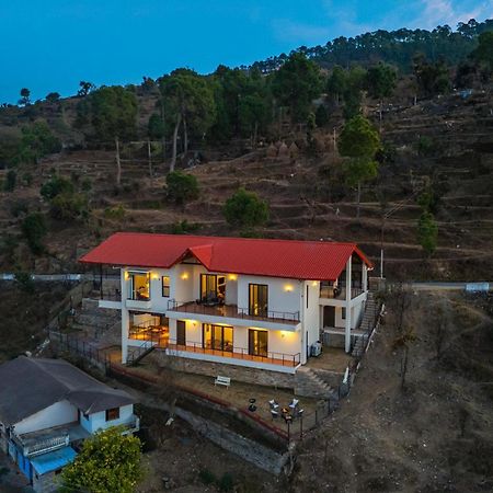Stayvista At Amulyam Villa With Lawn & Bonfire Mukteshwar Extérieur photo