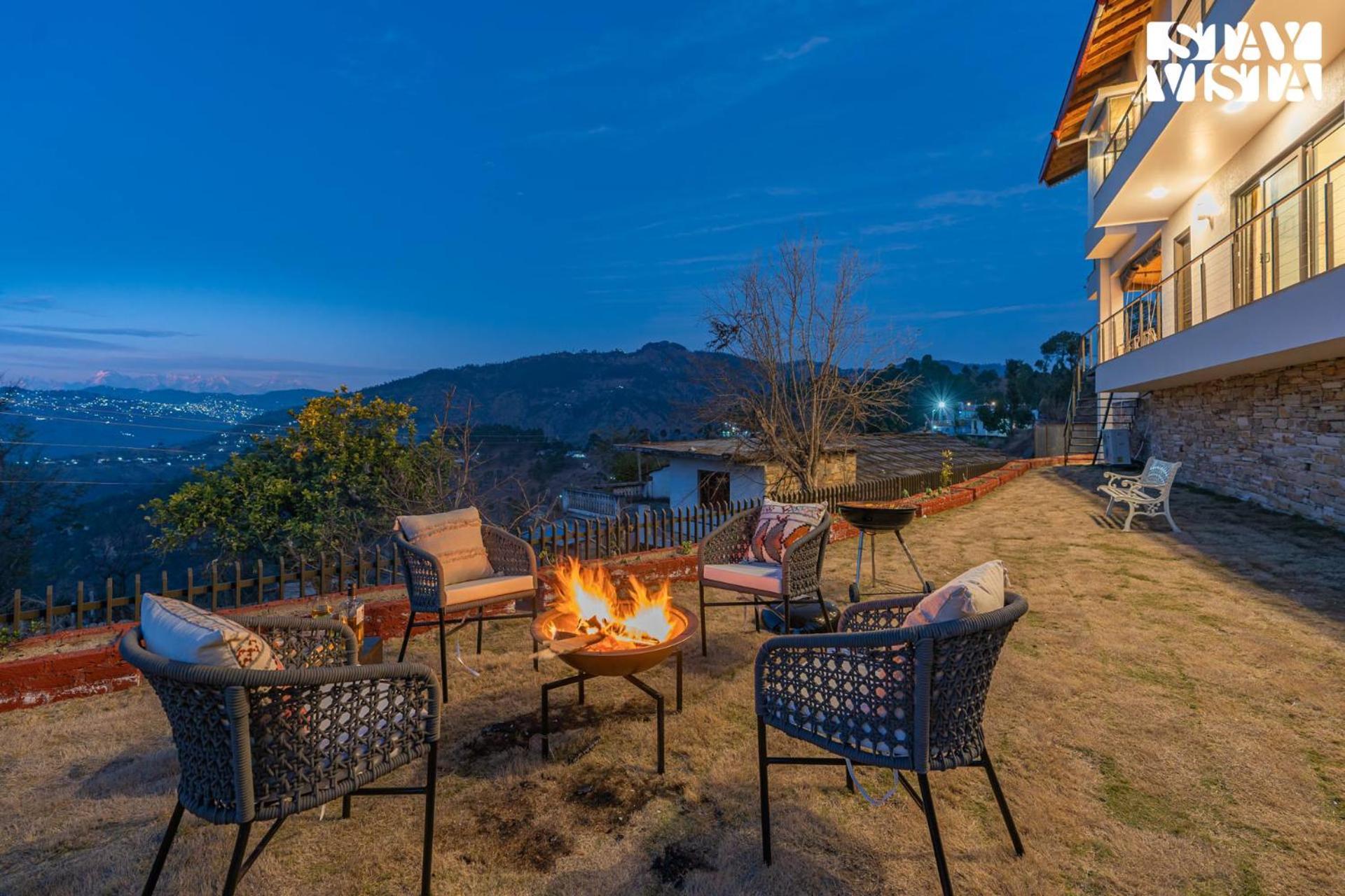 Stayvista At Amulyam Villa With Lawn & Bonfire Mukteshwar Extérieur photo